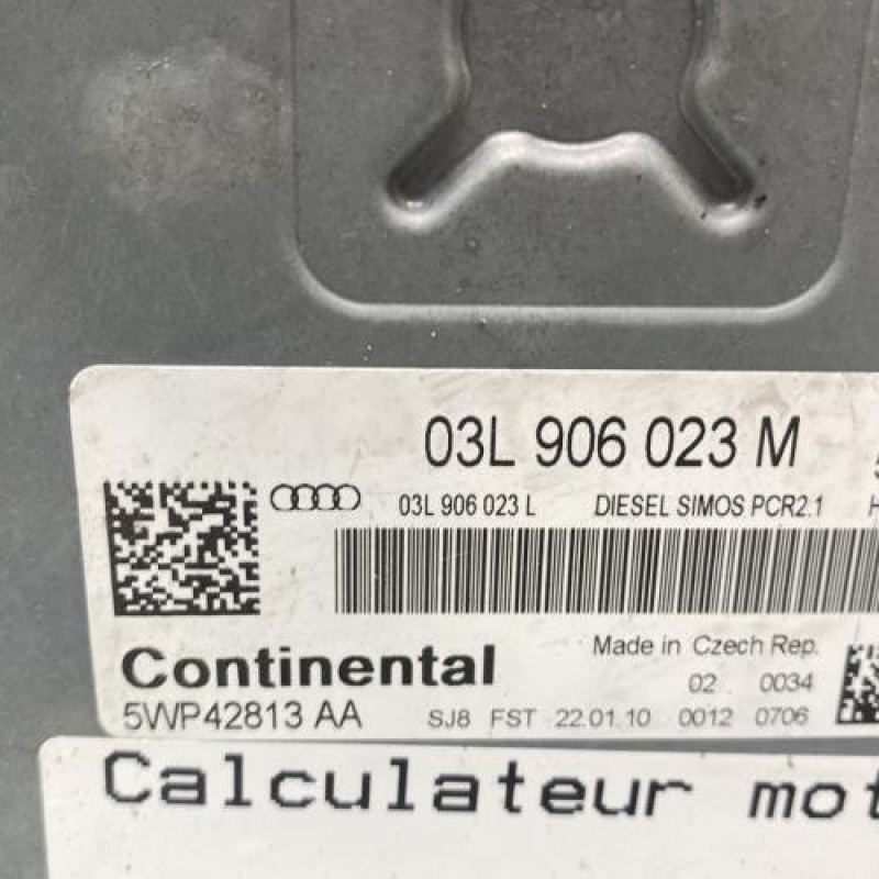 Calculateur moteur AUDI A3 2 Photo n°3