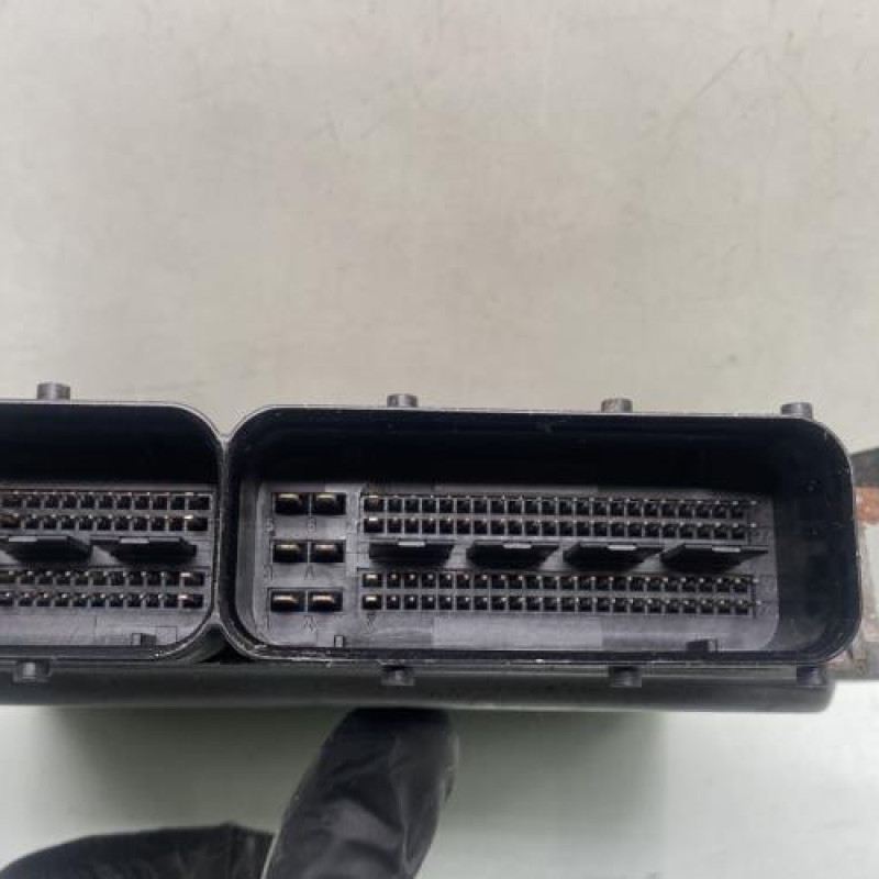 Calculateur moteur AUDI A3 2 Photo n°4