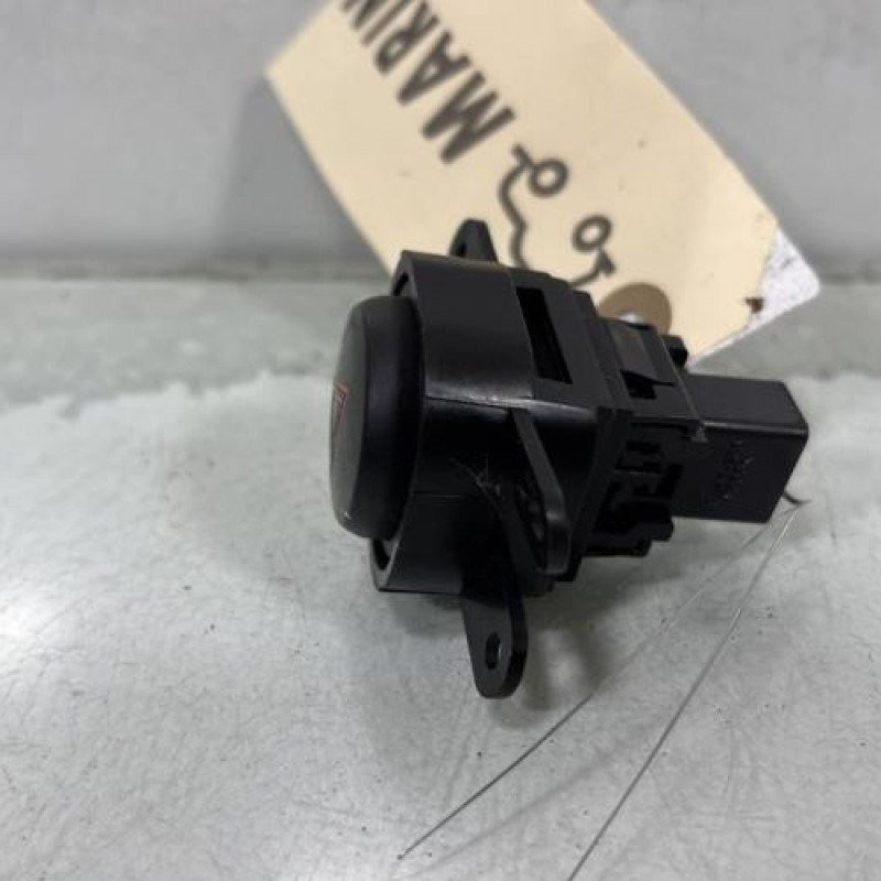 Bouton de warning NISSAN PATHFINDER 2 Photo n°3