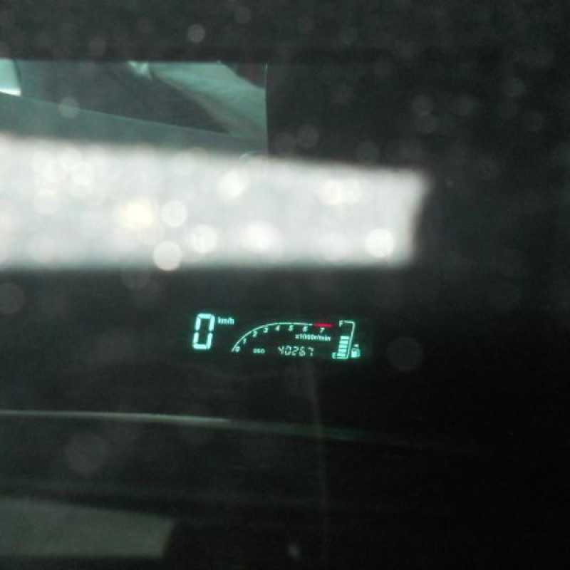 Porte avant droit TOYOTA YARIS 1 Photo n°13