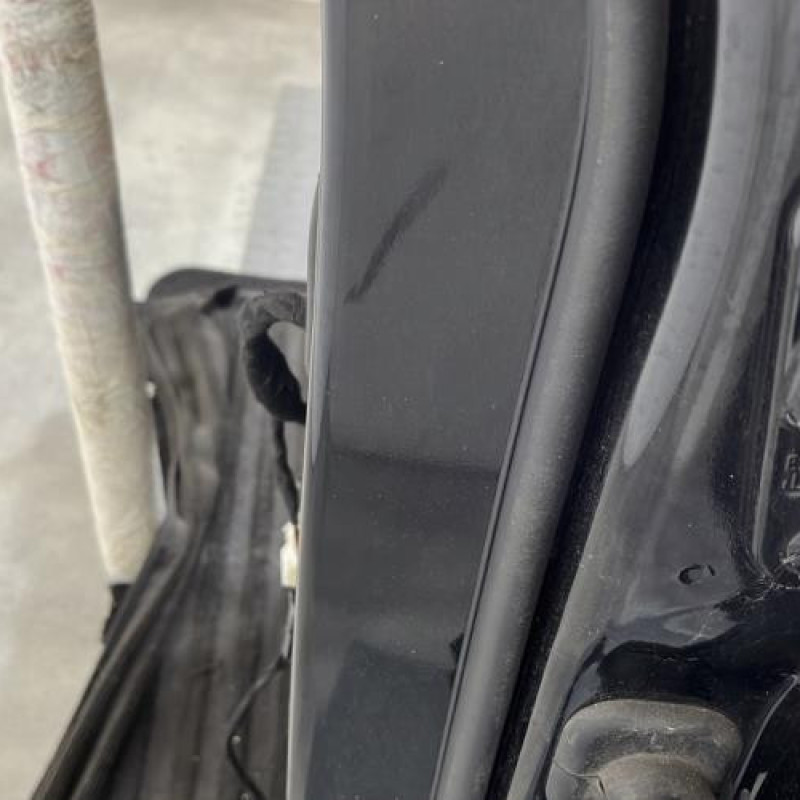 Porte arriere gauche MERCEDES CLASSE A 176 Photo n°2