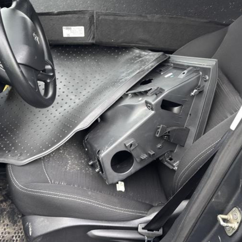 Catalyseur (echappement) PEUGEOT 208 1 Photo n°12