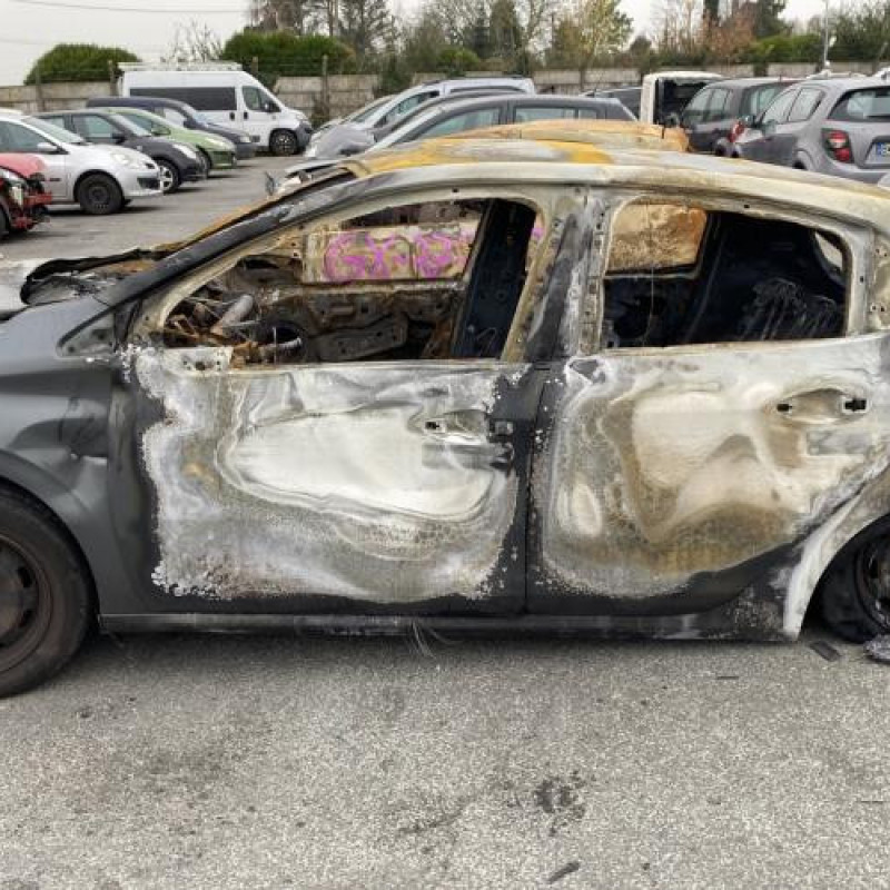 Catalyseur (echappement) PEUGEOT 208 1 Photo n°6