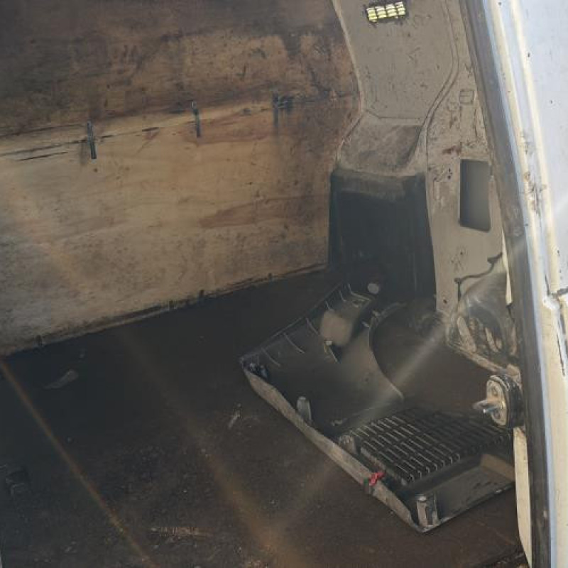 Catalyseur (echappement) PEUGEOT PARTNER 2 Photo n°19