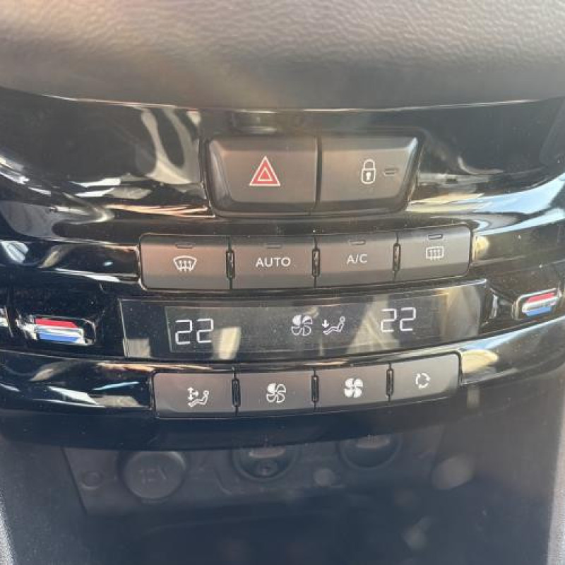 Catalyseur (echappement) PEUGEOT 208 1 Photo n°17