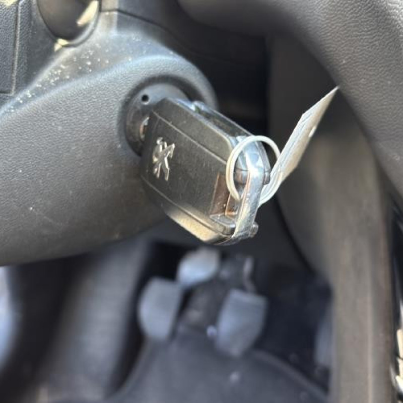 Catalyseur (echappement) PEUGEOT 208 1 Photo n°19