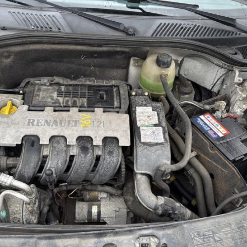 Moteur RENAULT CLIO 2 Photo n°19