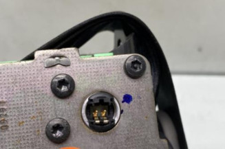 Pretensionneur de ceinture avant droit TOYOTA YARIS 2