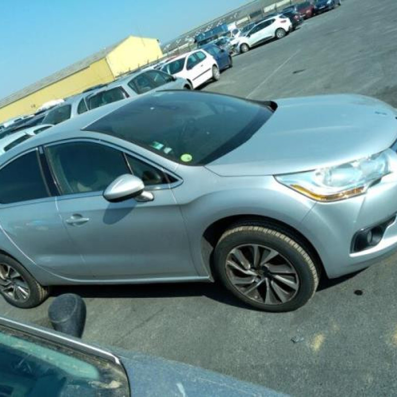 Capot CITROEN DS4 Photo n°17