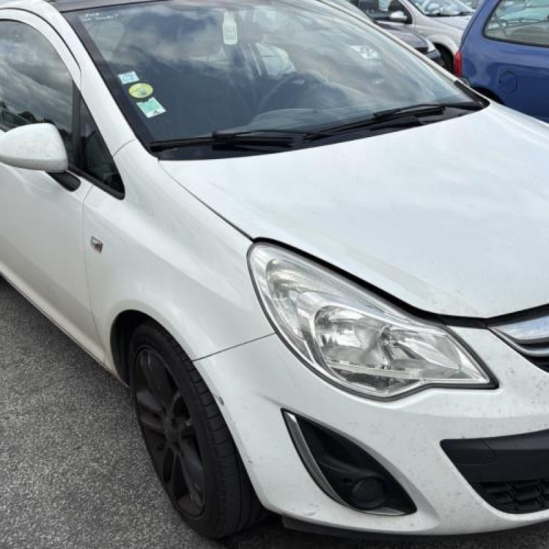 Aile avant gauche OPEL CORSA D Photo n°20