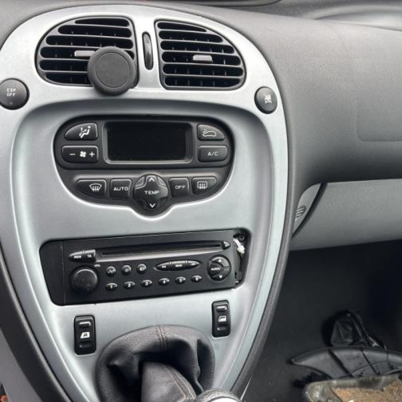 Aile avant gauche CITROEN XSARA PICASSO Photo n°17