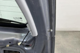 Malle/Hayon arriere OPEL MERIVA A