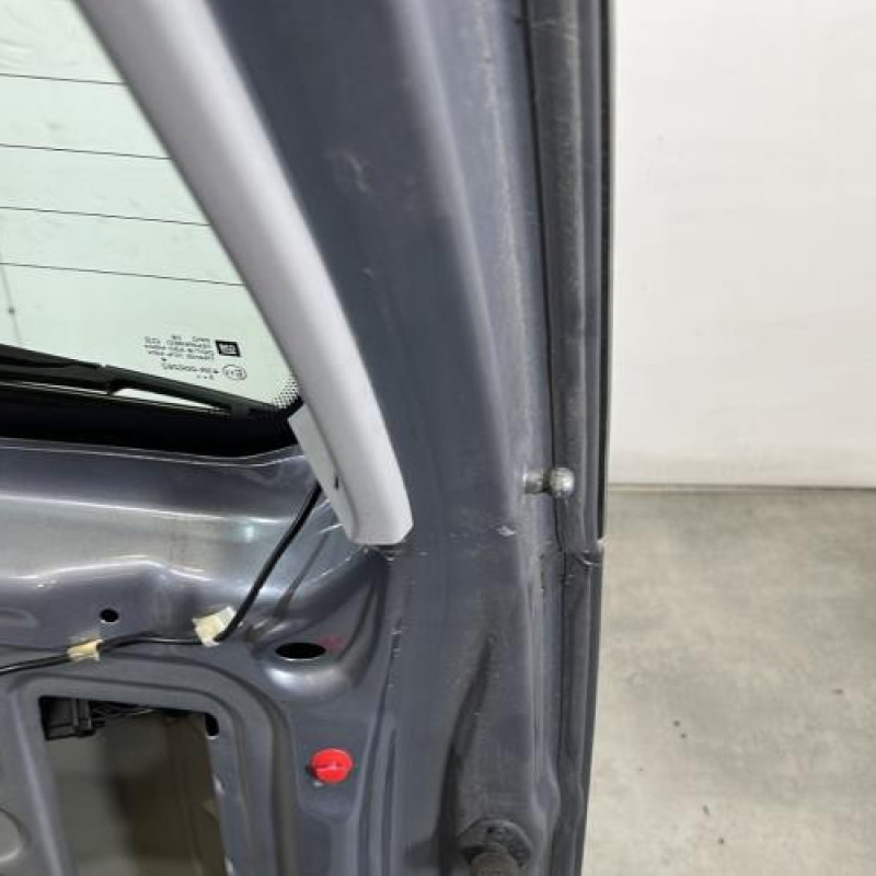 Malle/Hayon arriere OPEL MERIVA A Photo n°8