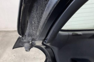 Malle/Hayon arriere PEUGEOT 208 1