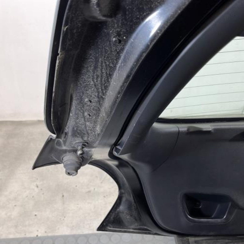 Malle/Hayon arriere PEUGEOT 208 1 Photo n°9