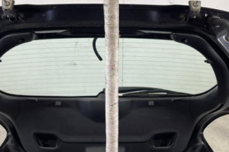 Malle/Hayon arriere PEUGEOT 208 1