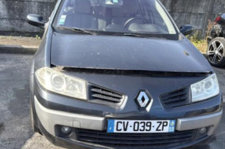 Pare choc avant RENAULT MEGANE 2