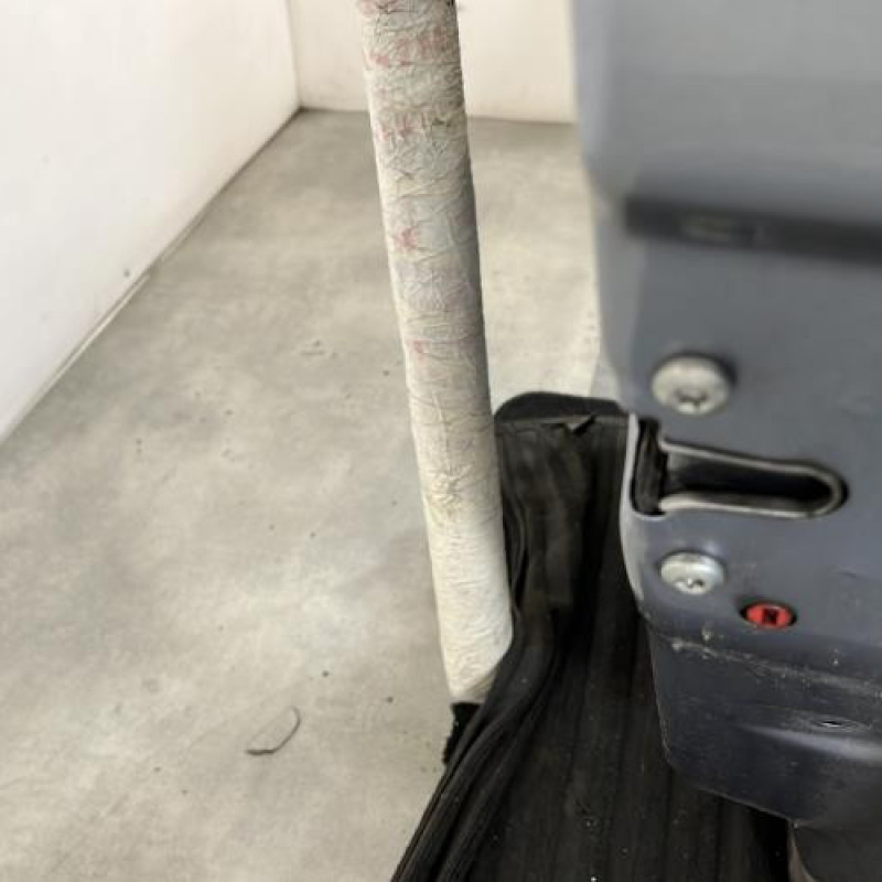 Porte arriere droit OPEL MERIVA A Photo n°3