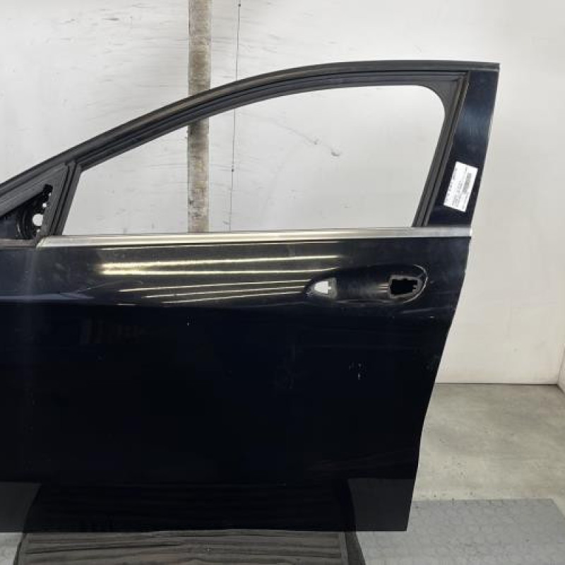 Porte avant gauche MERCEDES CLASSE A 176 Photo n°1