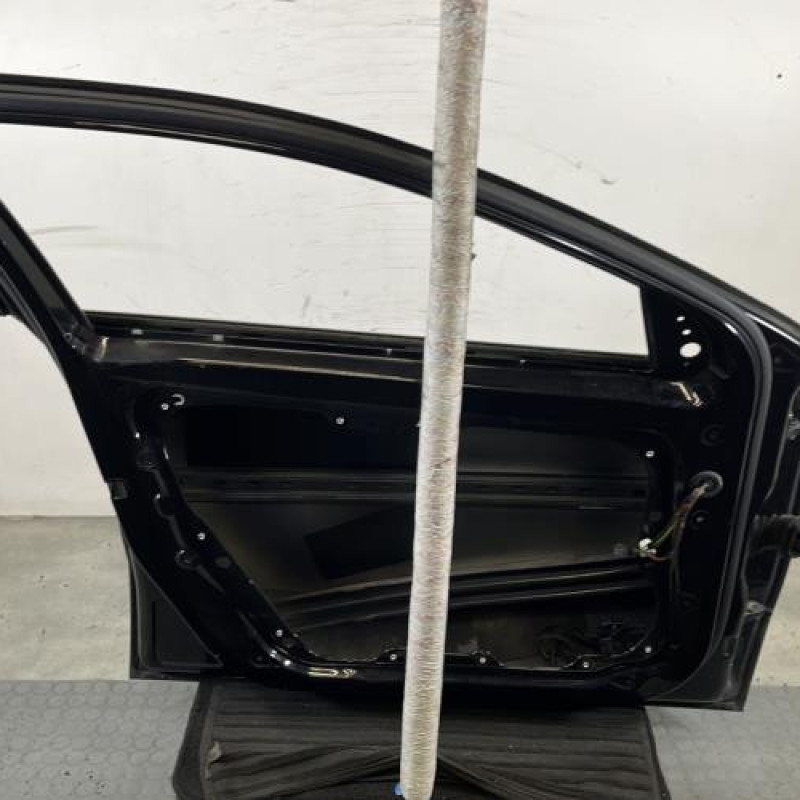 Porte avant gauche MERCEDES CLASSE A 176 Photo n°4