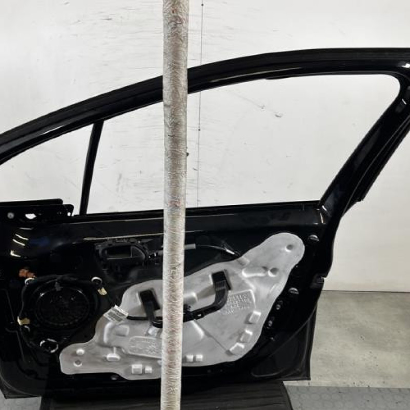 Porte avant droit PEUGEOT 208 1 Photo n°6