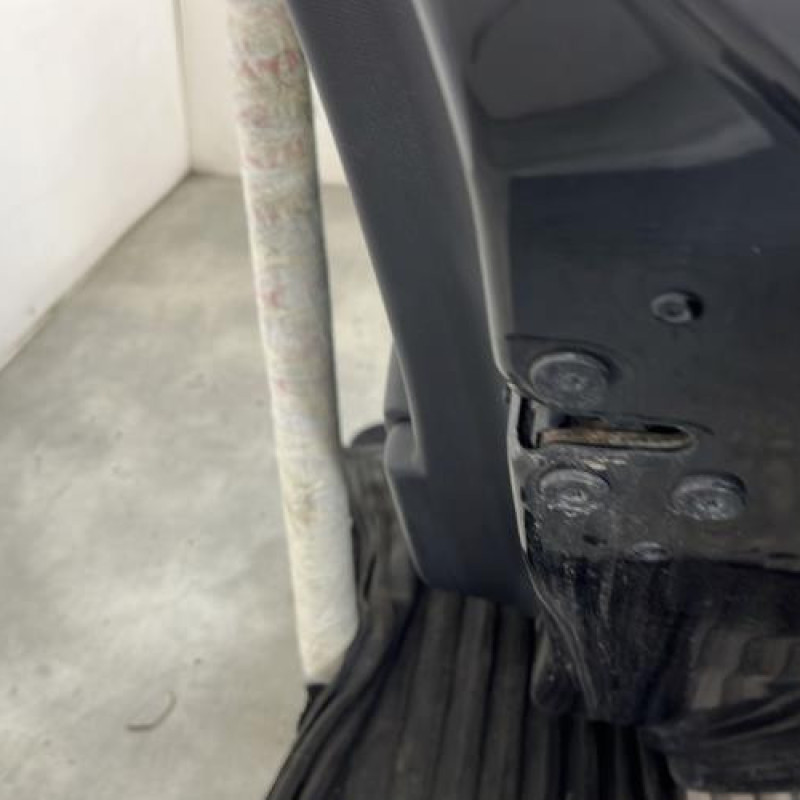 Porte arriere droit RENAULT CLIO 4 Photo n°4