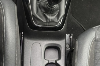 OPEL CORSA F PHASE 1 1.2i - 12V TURBO