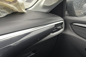 OPEL CORSA F PHASE 1 1.2i - 12V TURBO