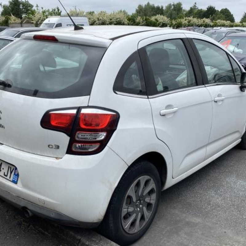 Porte avant gauche CITROEN C3 2 Photo n°10