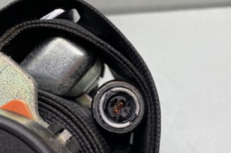 Pretensionneur de ceinture avant gauche PEUGEOT 2008 1