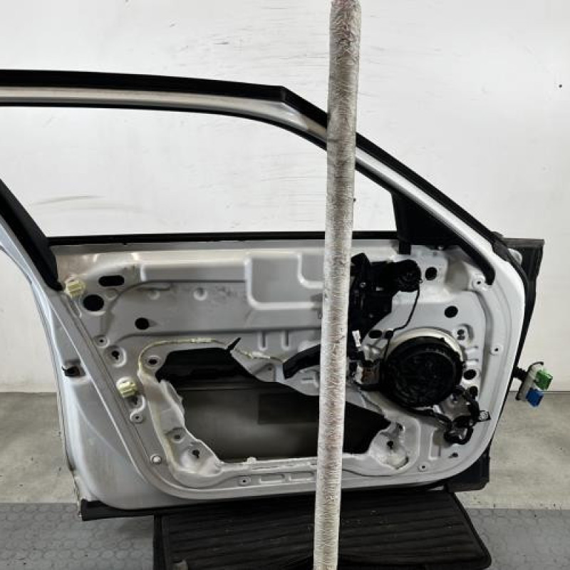 Porte avant gauche CITROEN DS5 Photo n°4