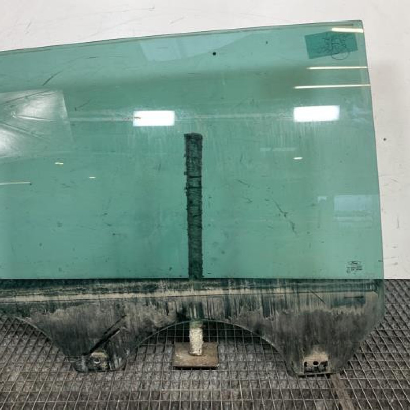 Vitre arriere droit FORD GALAXY 2 Photo n°1