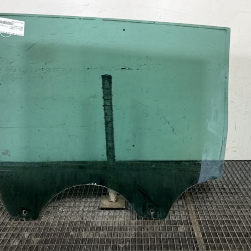 Vitre arriere droit FORD GALAXY 2 Photo n°4