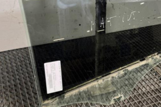 Vitre arriere gauche MERCEDES CLASSE A 176