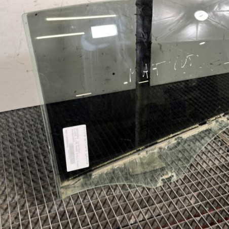 Vitre arriere gauche MERCEDES CLASSE A 176