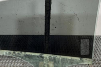 Vitre arriere gauche MERCEDES CLASSE A 176