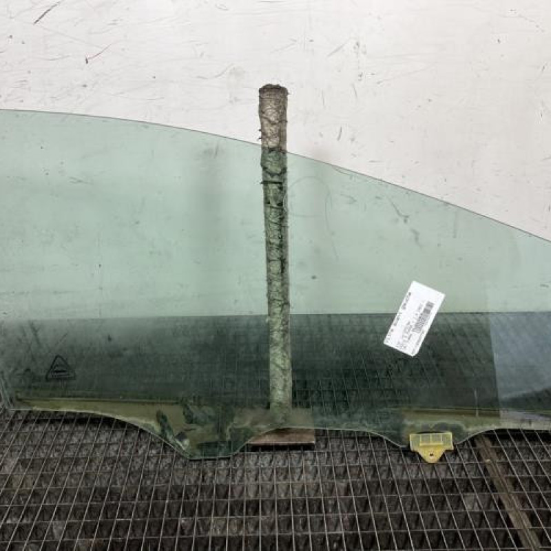 Vitre avant gauche KIA CEE-D 2 Photo n°4