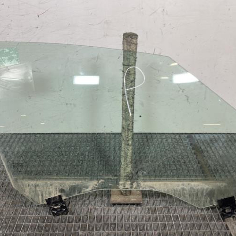 Vitre avant droit DS DS5 Photo n°1