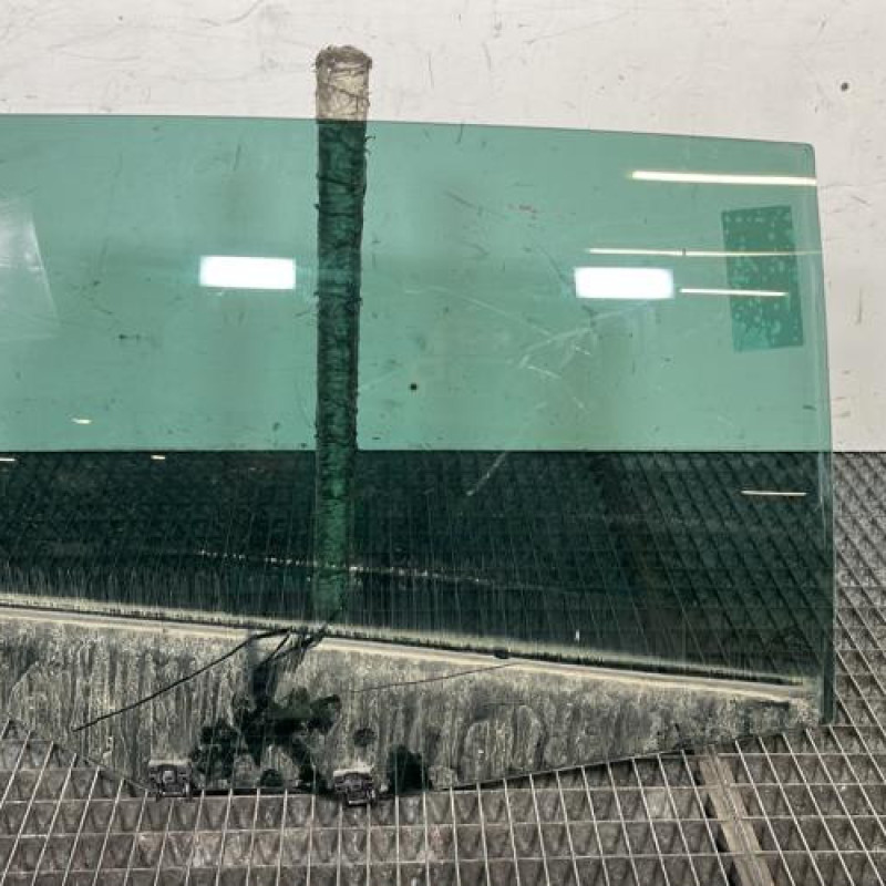 Vitre arriere droit CITROEN DS5 Photo n°1