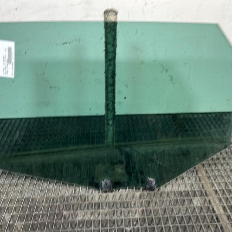 Vitre arriere droit CITROEN DS5 Photo n°4