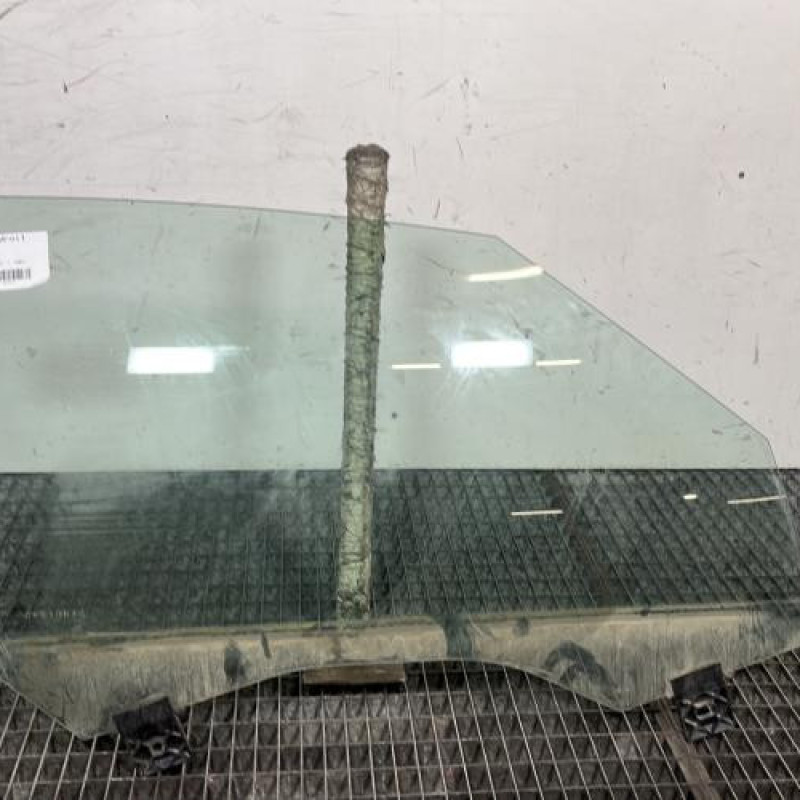 Vitre avant droit CITROEN DS5 Photo n°1