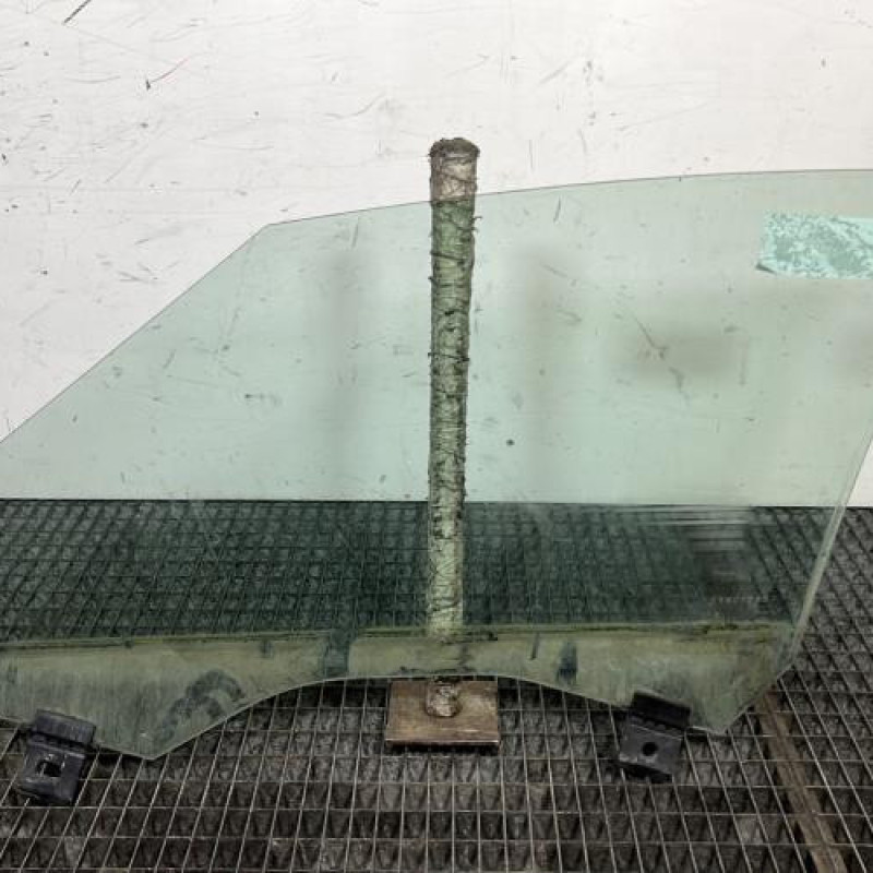 Vitre avant droit CITROEN DS5 Photo n°4