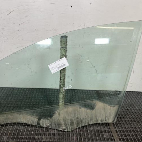 Vitre avant gauche RENAULT CLIO 4 Photo n°1