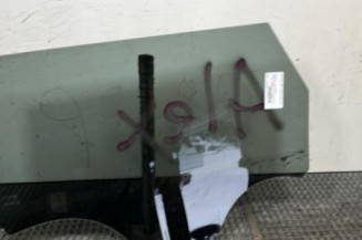 Vitre arriere droit PEUGEOT 5008 2