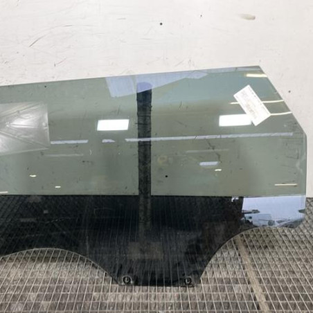 Vitre arriere gauche PEUGEOT 5008 2 Photo n°1
