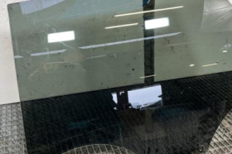 Vitre arriere gauche PEUGEOT 5008 2