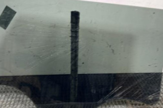 Vitre arriere gauche PEUGEOT 5008 2