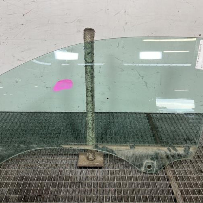 Vitre avant gauche AUDI A3 2 Photo n°1