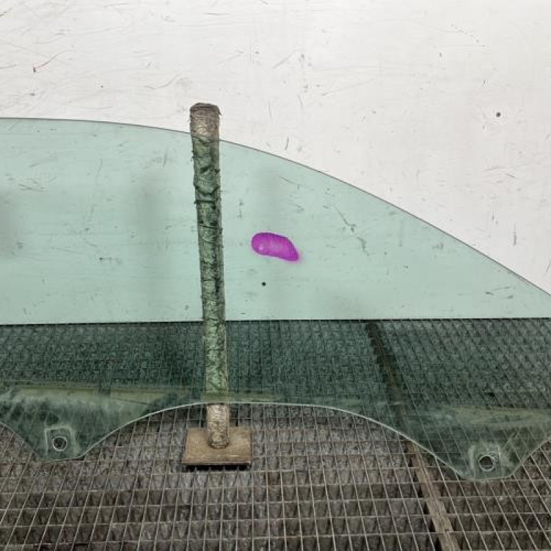 Vitre avant gauche AUDI A3 2 Photo n°4