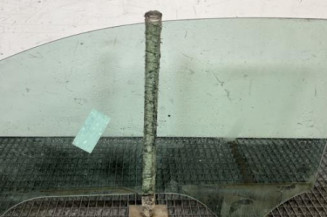 Vitre avant droit VOLKSWAGEN POLO 5